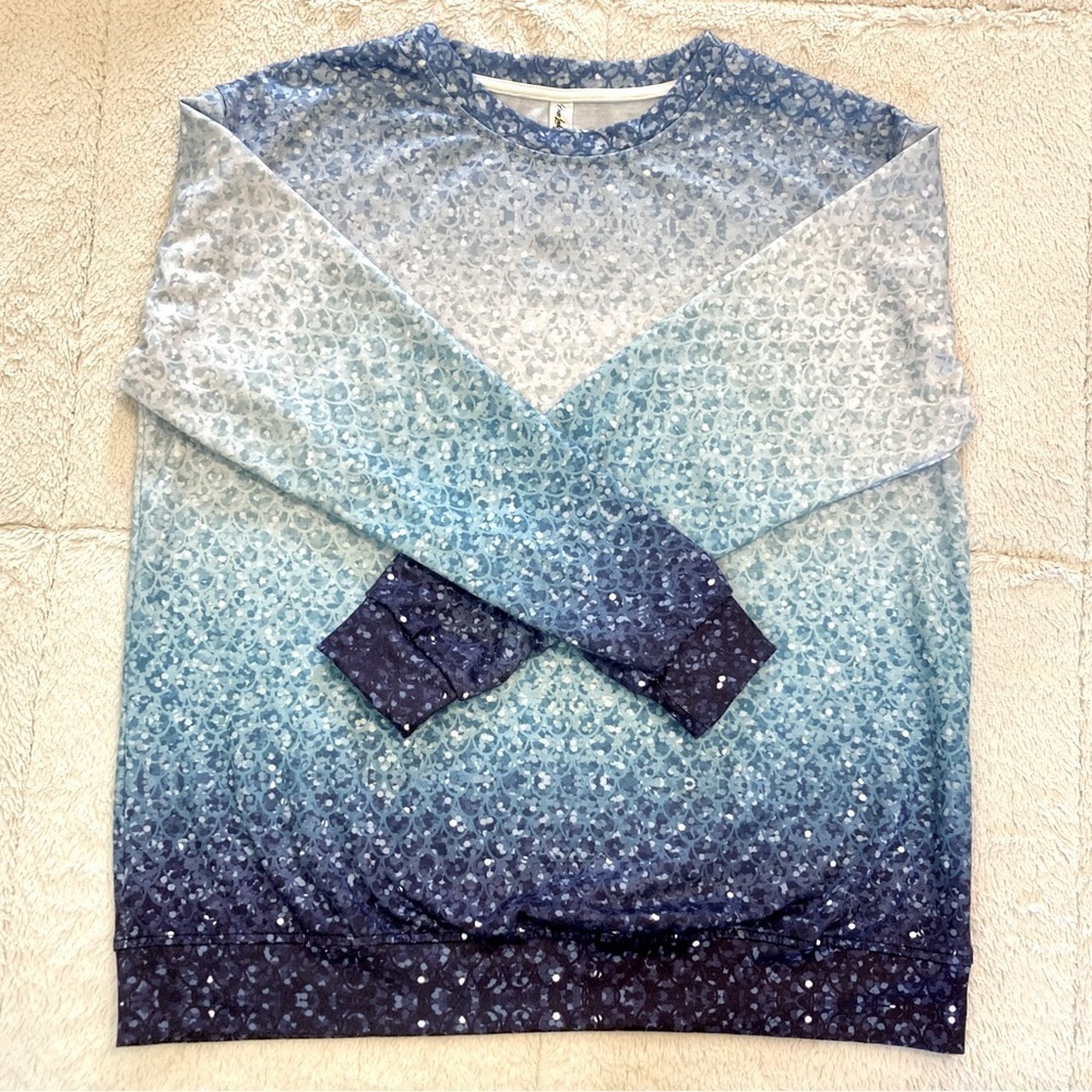 Pixie‎ Lady ombré, water drop sweatshirt, size medium. EUC